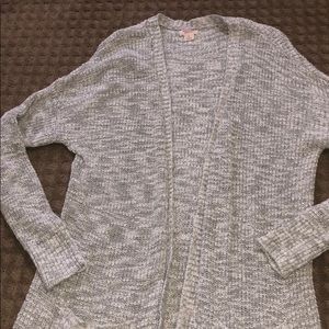 light grey cardigan w pockets